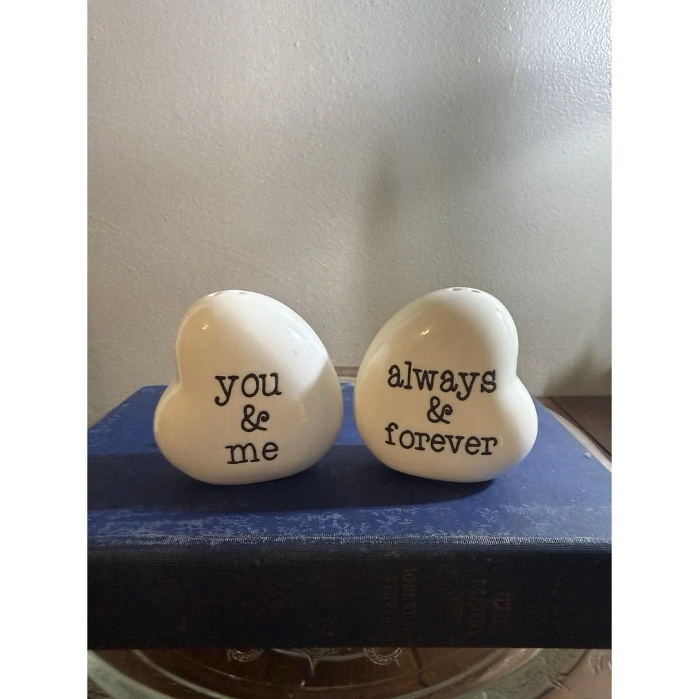 CRACKER BARREL HEART SALT & PEPPER SHAKERS, ALWAYS & FOREVER, YOU & ME MINI*